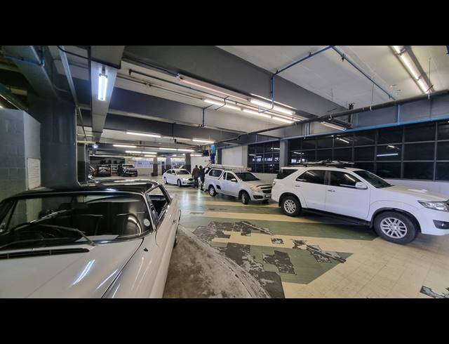 2,332M² FACTORY FOR SALE IN SALT RIVER
